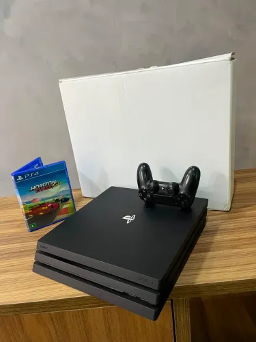 PlayStation 4 pro 1tb com garantia e jogo brinde - entrego hoje