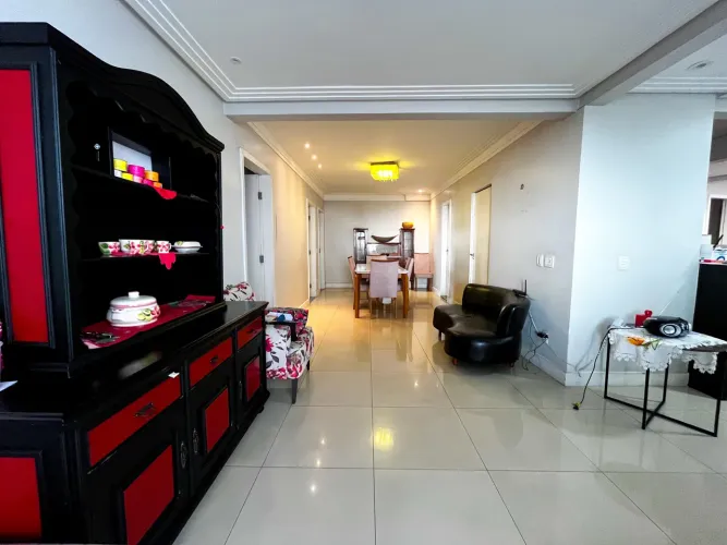 Apartamento à venda no famoso Manuel Pinto, 3/4, reformado
