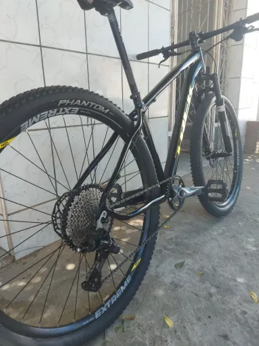 Bicicleta aro 29 - 12v