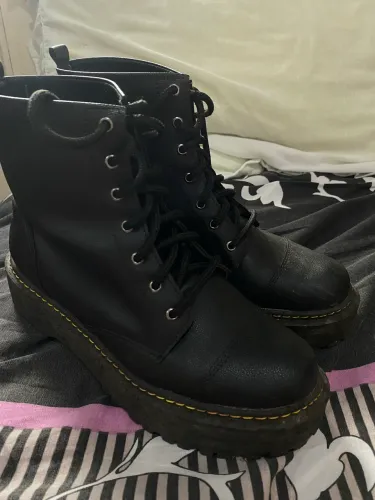 Coturno chunky preto