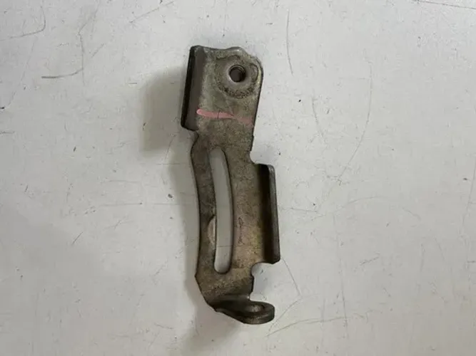 Suporte Regulador Do Alternador Corolla 1.8 2015 2017