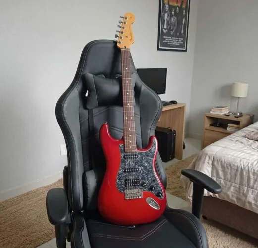 Fender Stratocaster Special Edition (Mexico 2013) - Customizada com Componentes Premium