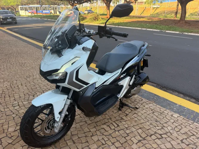 HONDA ADV 150 abs 