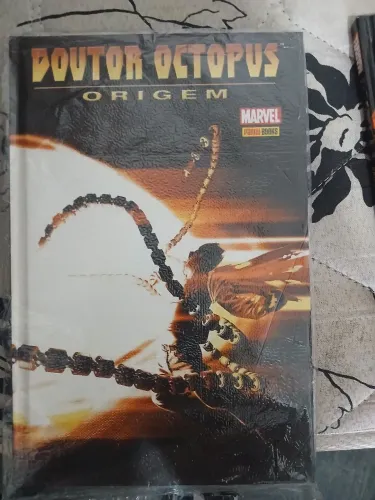 Livro hq doutor octopus