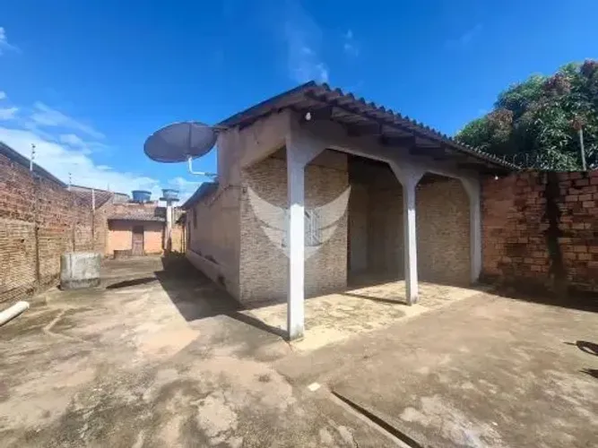 CASA A VENDA EM BENEVIDES CENTRO 