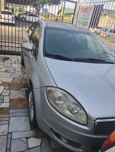 Fiat Linea 1.9/ HLX 1.9/1.8 Flex Dualogic 4P 2009