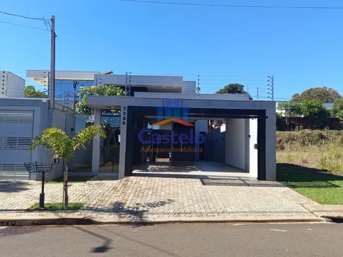 CASA RESIDENCIAL em UMUARAMA - PR, JARDIM ITAPUÃ