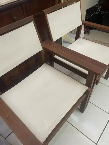 Cadeira as duas por 300,00