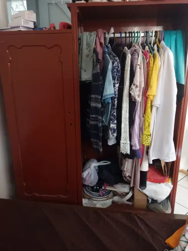 Guarda-roupas Solteiro Arara Madeira Maciça