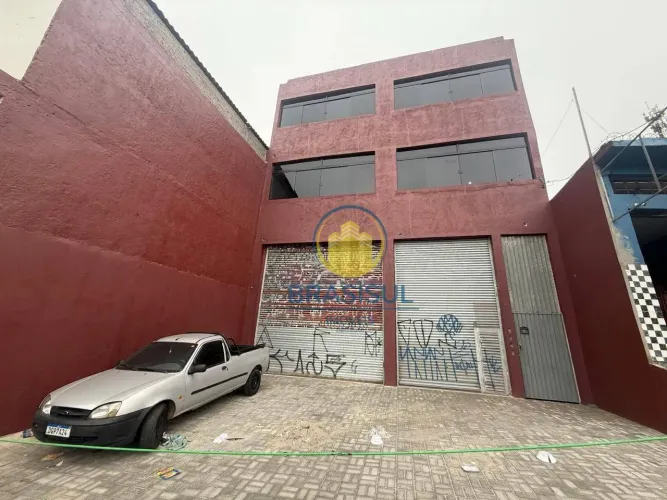 Prédio para locação no Grajau com 720m²