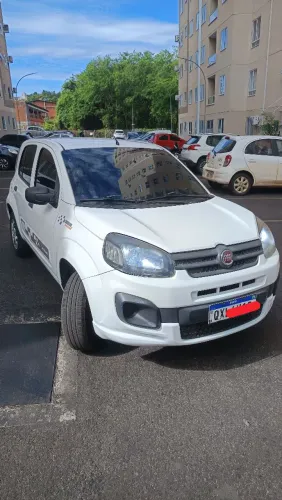 Fiat Uno Attractive 1.0 EVO Fire Flex 8V 5P 2020