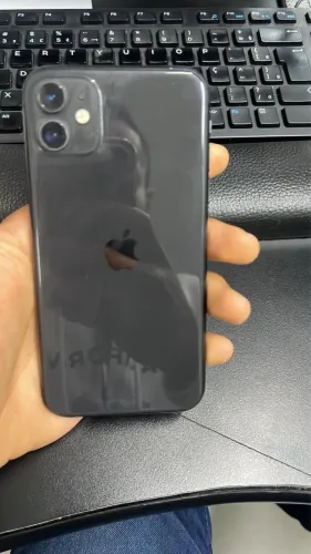 iPhone 11