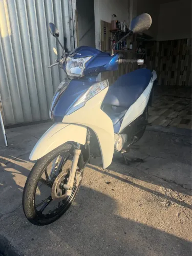 Biz EX 125 2022 vendo e troco 