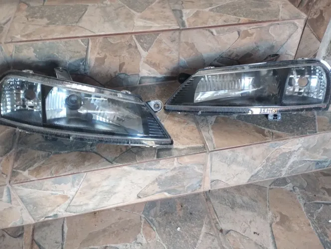 Farol máscara negra celta G1 