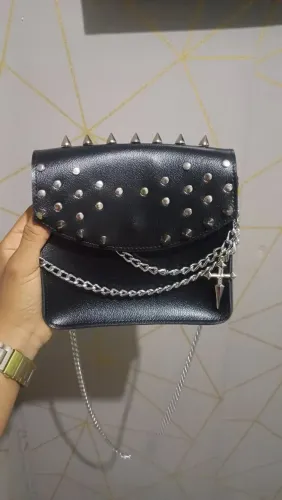 Bolsa Feminina Nova com Tachas - Nunca Usada - R$ 100