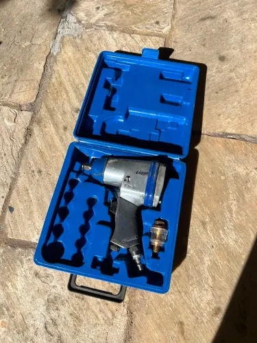 Vendo pneumática cavaletes macaco jacaré 3 ton. encolhedor mola