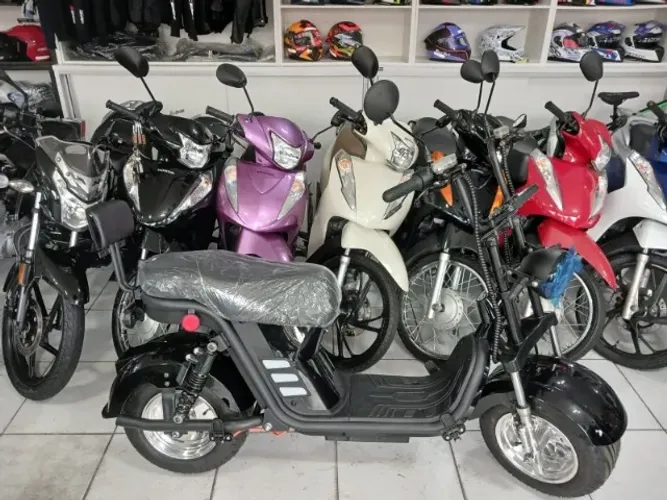 SCOOTER ELÉTRICA 1.000W - ACEITO TROCA, CARTÃO E FINANCIAMENTO.