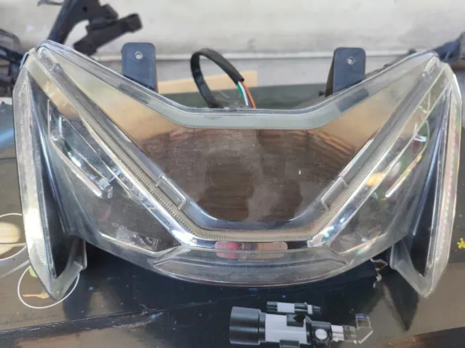 Farol voltz ev1 sport