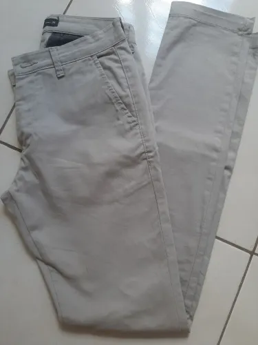 Calça masculina 