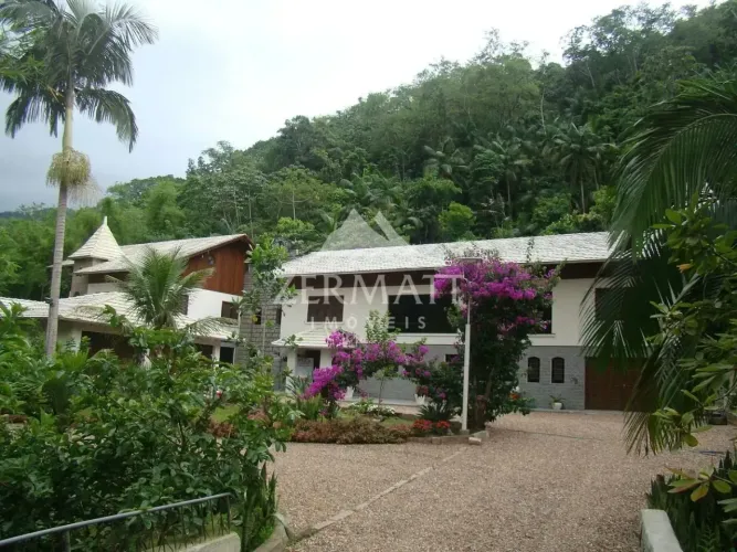 Sítio com 5 dormitórios à venda, 49300 m² por R$ 2.500.000,00 - São Pedro Novo - Rodeio/SC