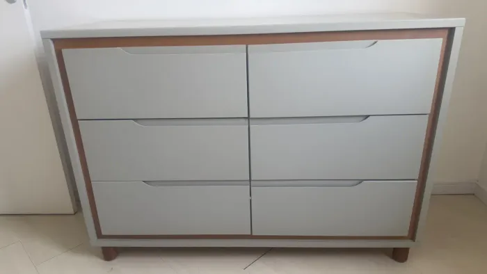 Cômoda infantil cinza
