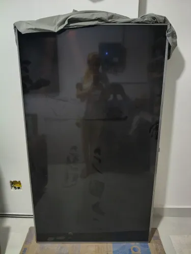 TV LG - Tela com Avaria - 65"
