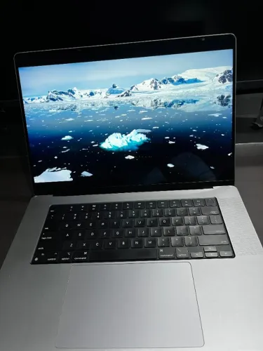 Macbook M1 PRO 16 polegadas