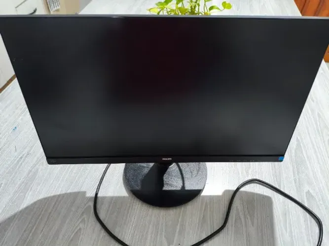 Tela de Pc PHILIPS 23.8"