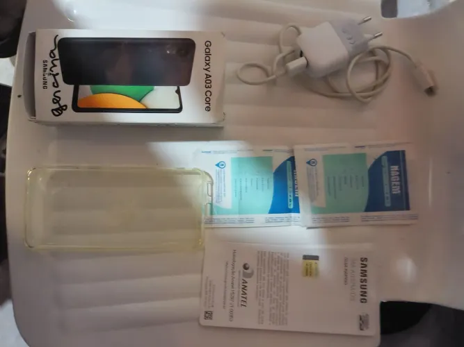 Vende se celular Samsung a03 core 32gb 4g tela 6.5 dual chip 2gb de ram,estado de zero