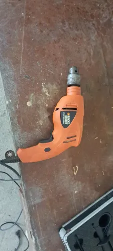 Furadeira de Impacto Black & Decker 220V