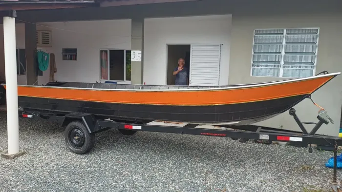 Conjunto barco motor carreta