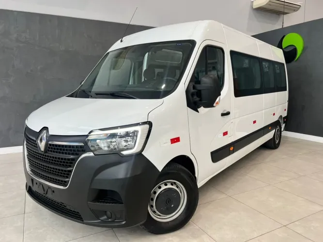 Renault Master 2.3 DCI Executive Longo 16L Dies 2024