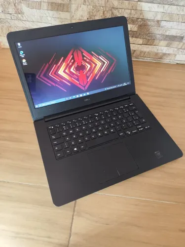 Notebook Dell gamer i7 - 16 GB - placa de vídeo dedicada NVidia Geforce de 4 GB - SSD
