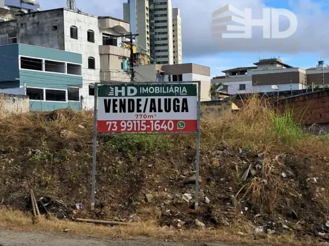 Imóvel para venda tem 770 metros quadrados em Centro - Itabuna - BA