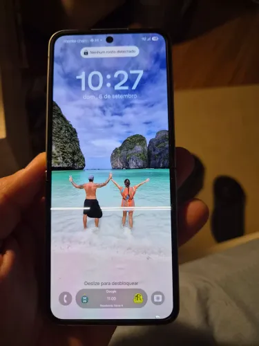 Sansung flip z6