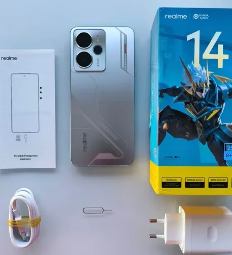 Realme 14 Novo Lacrado estoque limitado (512/12) + 5G Titanium - O braboooo