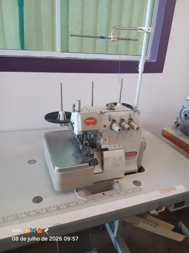 Vendo overlok industrial