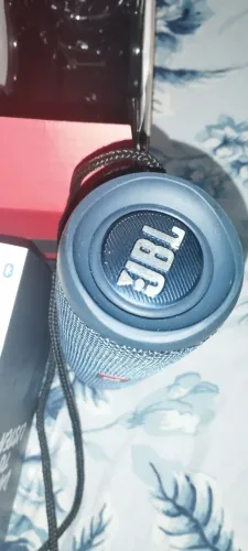 Caixa bluetooth JBL 2vvia.