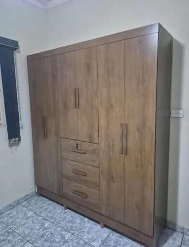 Guarda roupa 6 portas