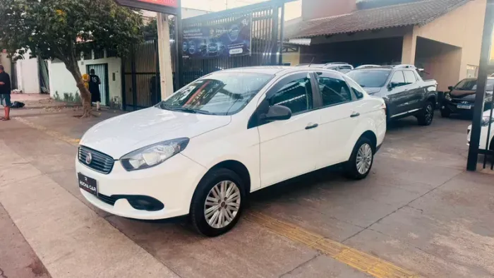 Fiat Grand Siena Attrac. 1.4 EVO F.flex 8V 2020