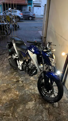 CB 300F ABS 2026