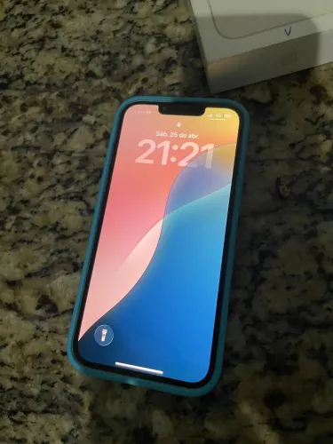 Vendo iPhone novo apenas 6 meses de uso 