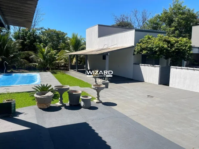 Rancho em condomínio fechado