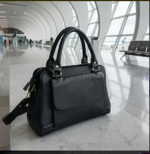 Bolsa Geogia Dielly Couro Sintético Preto (Usado)