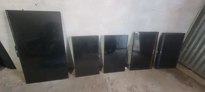 TVs