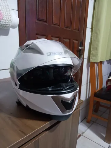 ? CAPACETE TEXX BRANCO ARTICULADO NOVO ?<br><br>