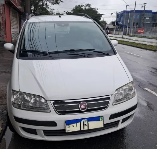 Fiat Idea ELX 1.4 MPI Fire Flex 8V 5P 2009