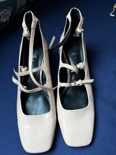 Salto zara rosado 35
