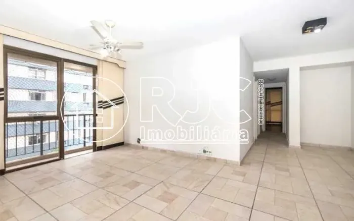 Apartamento : Padrão / Residencial / Tijuca