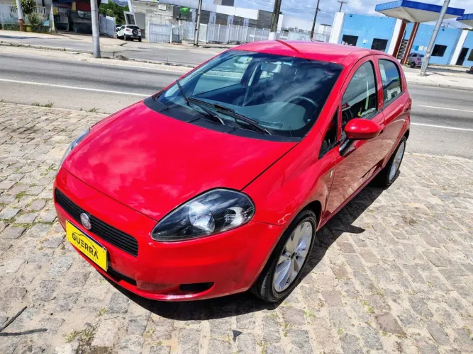 Fiat Punto Attractive 1.4 Fire Flex 8V 5P 2012